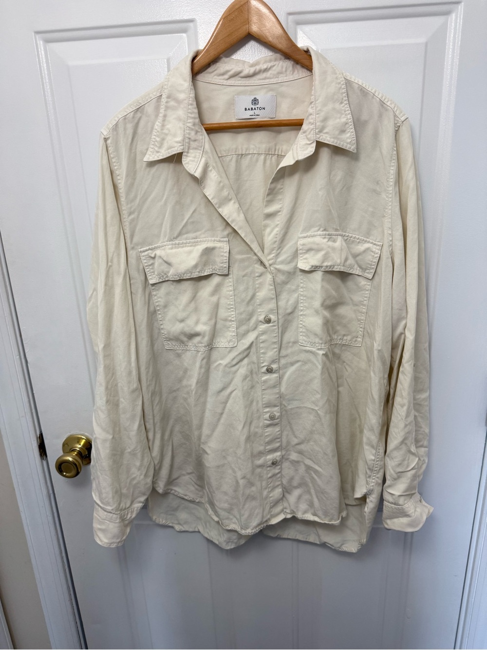 Aritzia Babaton Cream Utility Button Shirt Size Large Oversized Workwear Comfy